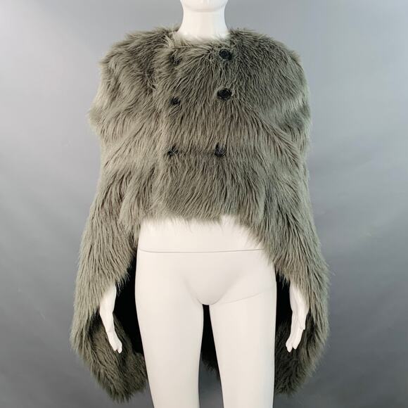 Y-3 Jackets & Blazers - Y-3 Size M Grey Black Shaggy Faux Fur Double Breasted Cocoon Cape Vest